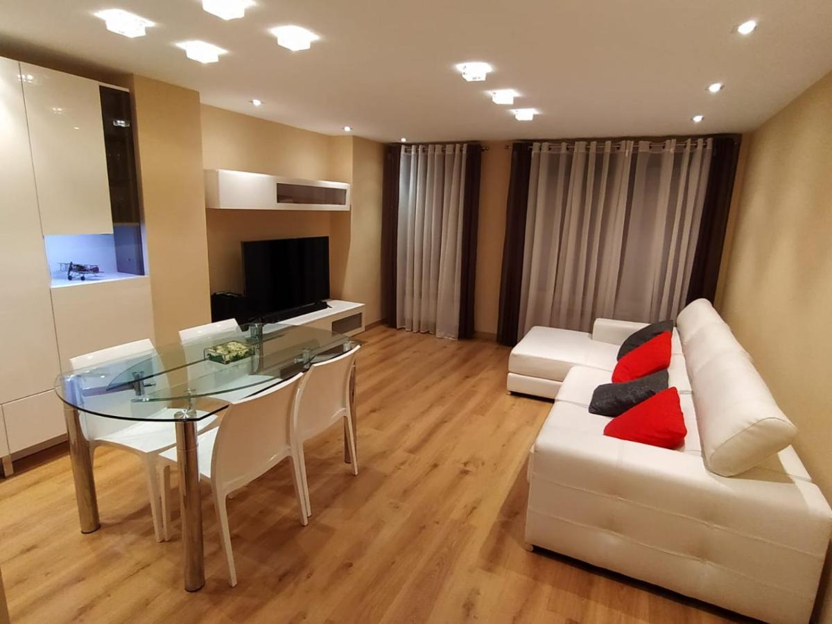 Marysa Continental Bonito Piso A Un Paso De La Playa Con Aparcamiento Appartamento Gijón Esterno foto