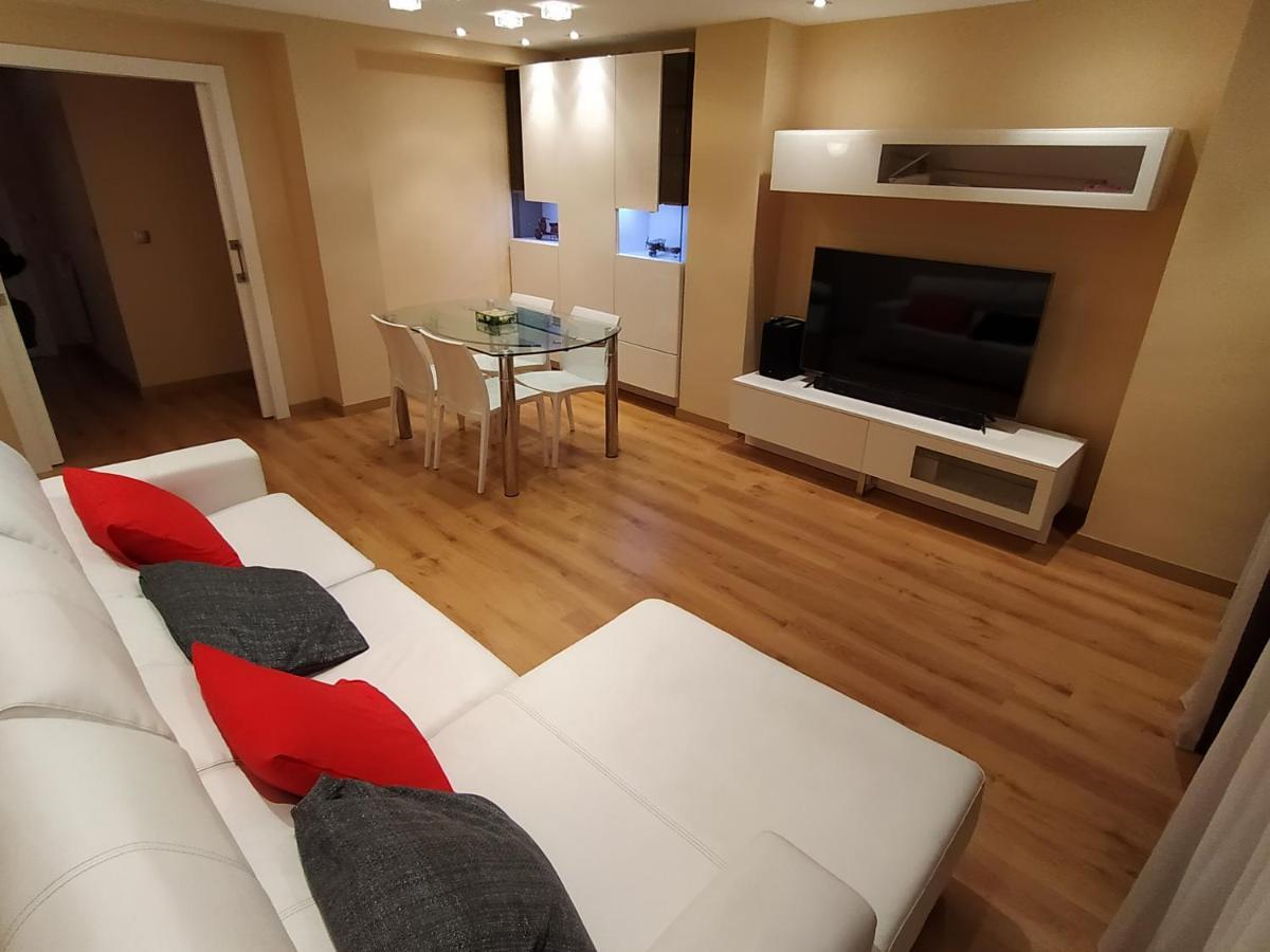 Marysa Continental Bonito Piso A Un Paso De La Playa Con Aparcamiento Appartamento Gijón Esterno foto